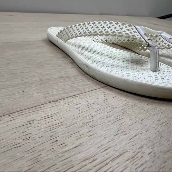 Louis Vuitton White Perforated Rubber Tattoo Thong Sandals - Picture 4 of 11